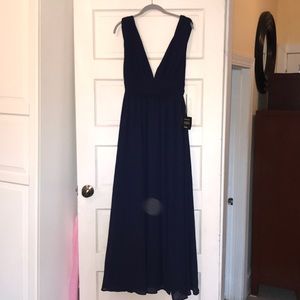 Lulus gown